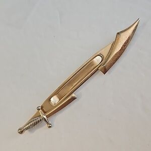 SWANK Sword Goldtone and Silvertone Tie Back Clip